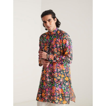 Blushing Couture by Shafali Green Floral Printed Kurta with Pyjama (Set of 2)