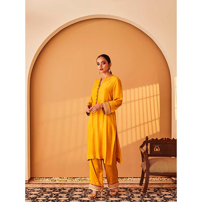 Bo Tree Yellow Parizeau Kurta with Pant (Set of 2)