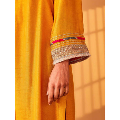 Bo Tree Yellow Parizeau Kurta with Pant (Set of 2)