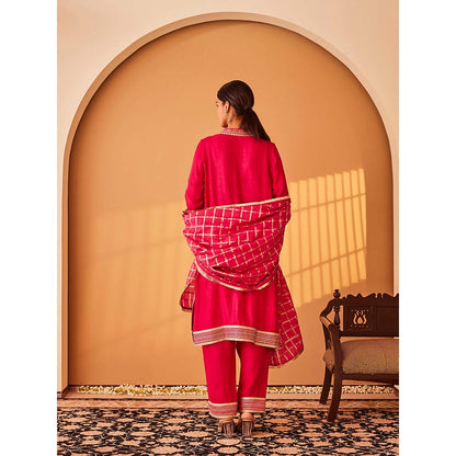 Bo Tree Pink Janaan Kurta with Pant and Dupatta (Set of 3)