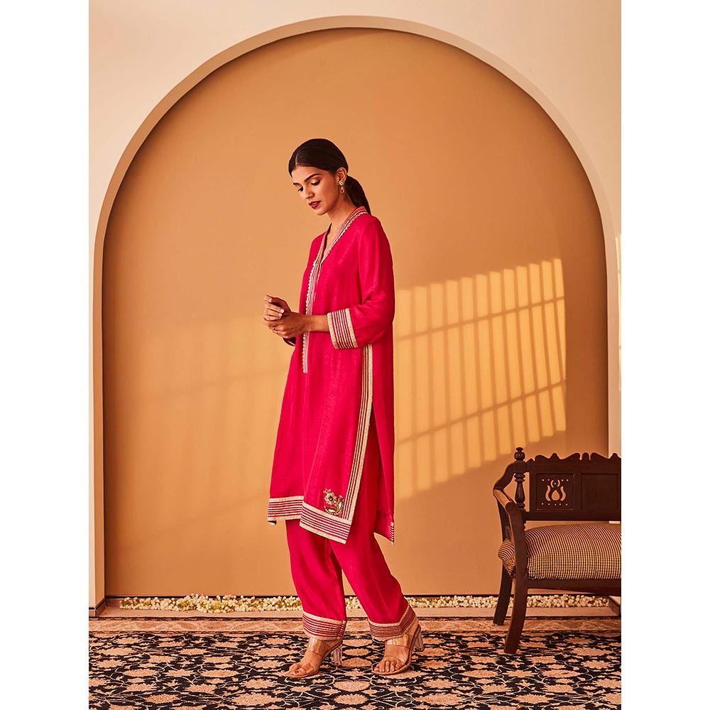 Bo Tree Pink Janaan Kurta with Pant and Dupatta (Set of 3)