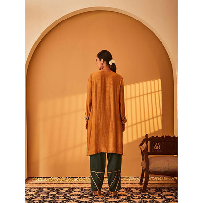Bo Tree Brown Mehar-E-Khuda Kurta with Pant (Set of 2)