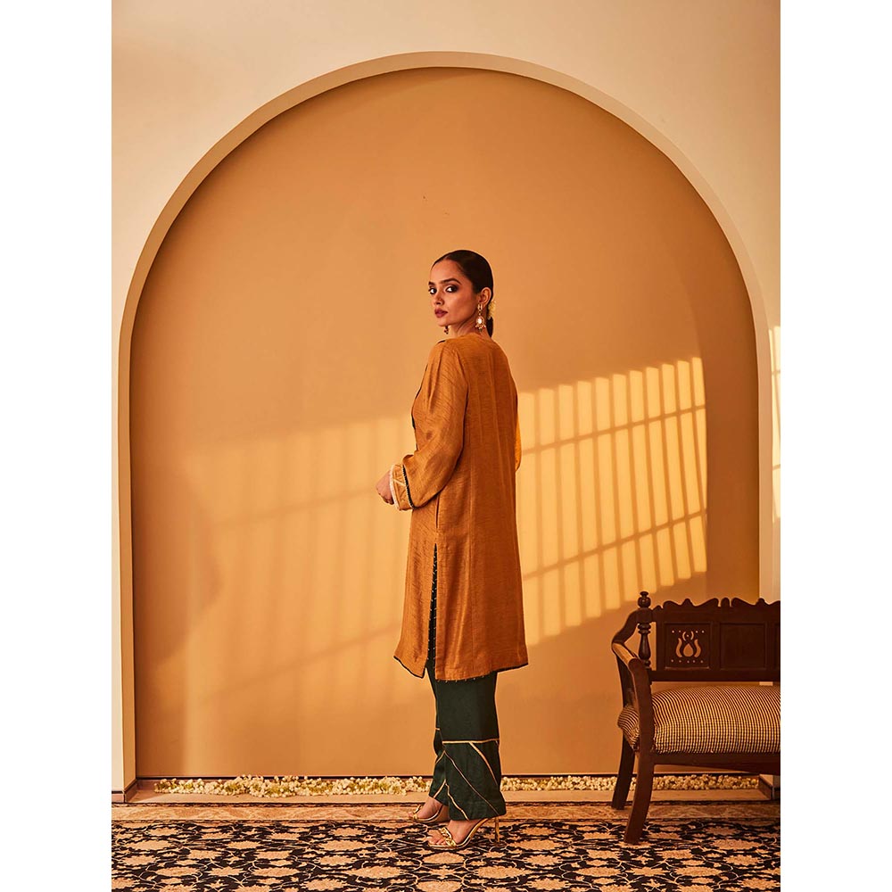Bo Tree Brown Mehar-E-Khuda Kurta with Pant (Set of 2)
