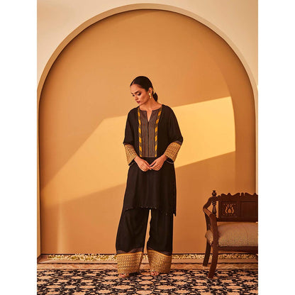 Bo Tree Black Zehra Kurta with Pant (Set of 2)