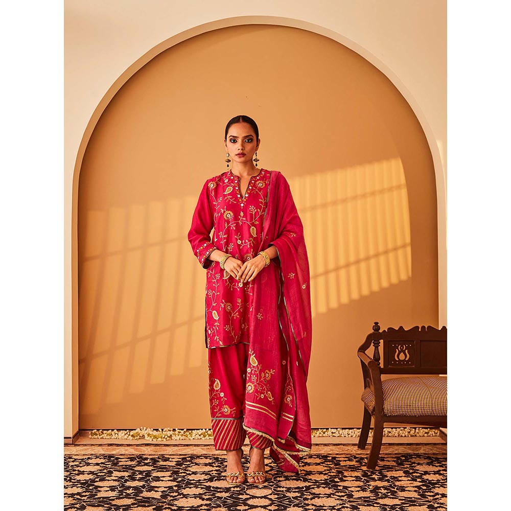 Bo Tree Magenta Sadia Kurta with Pant and Dupatta (Set of 3)