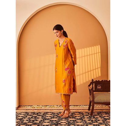 Bo Tree Yellow Sunera Kurta with Pant and Dupatta (Set of 3)