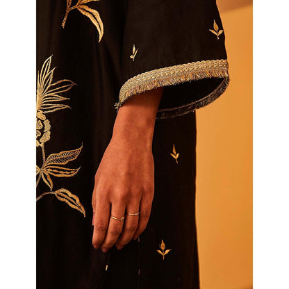 Bo Tree Black Afreen Kurta with Pant and Dupatta (Set of 3)