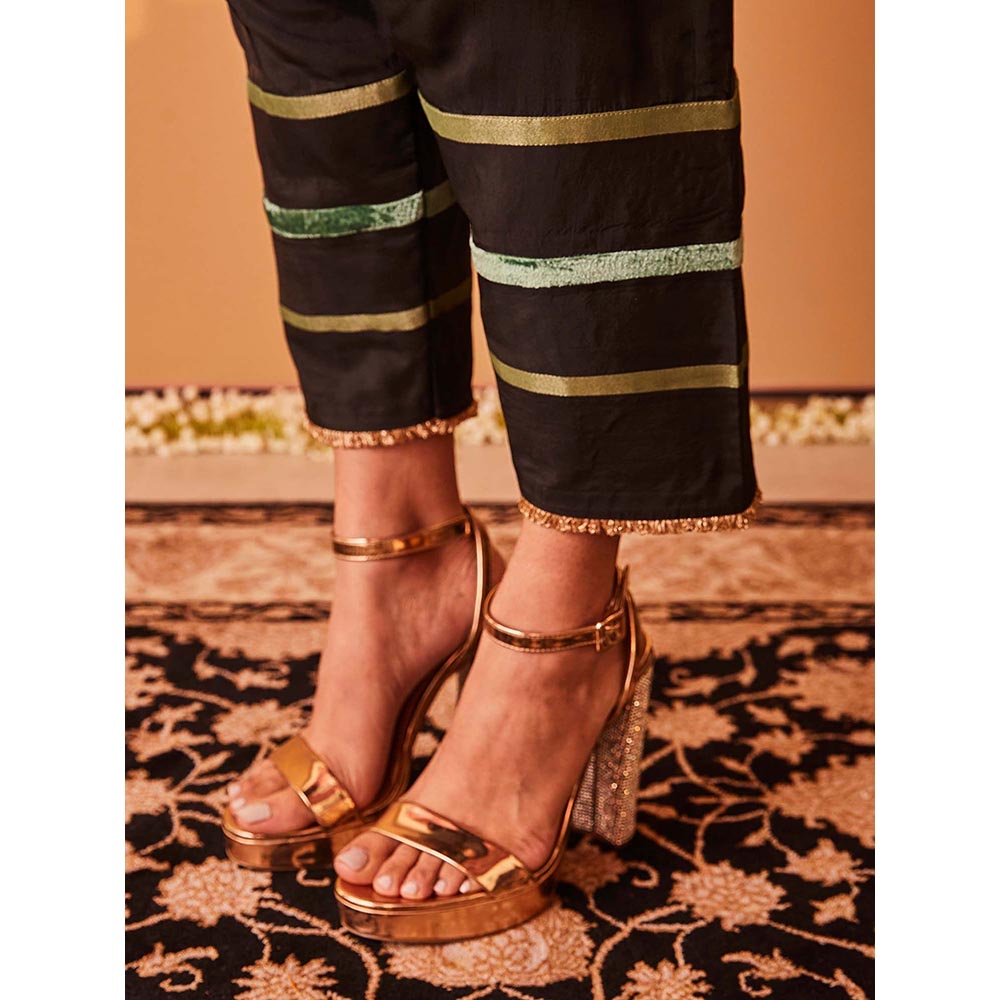 Bo Tree Black Naaz-E-Jahan Kurta with Pant and Dupatta (Set of 3)