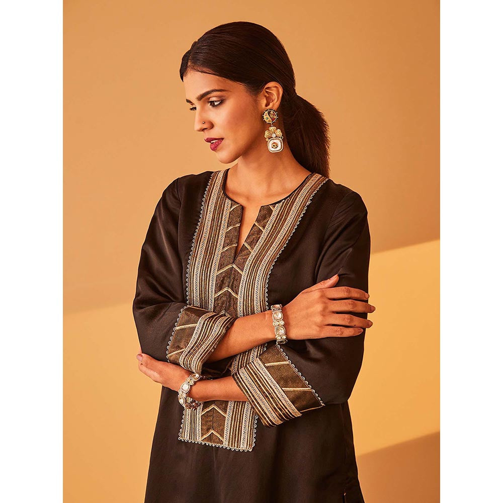 Bo Tree Black Mashhour Kurta with Pant (Set of 2)