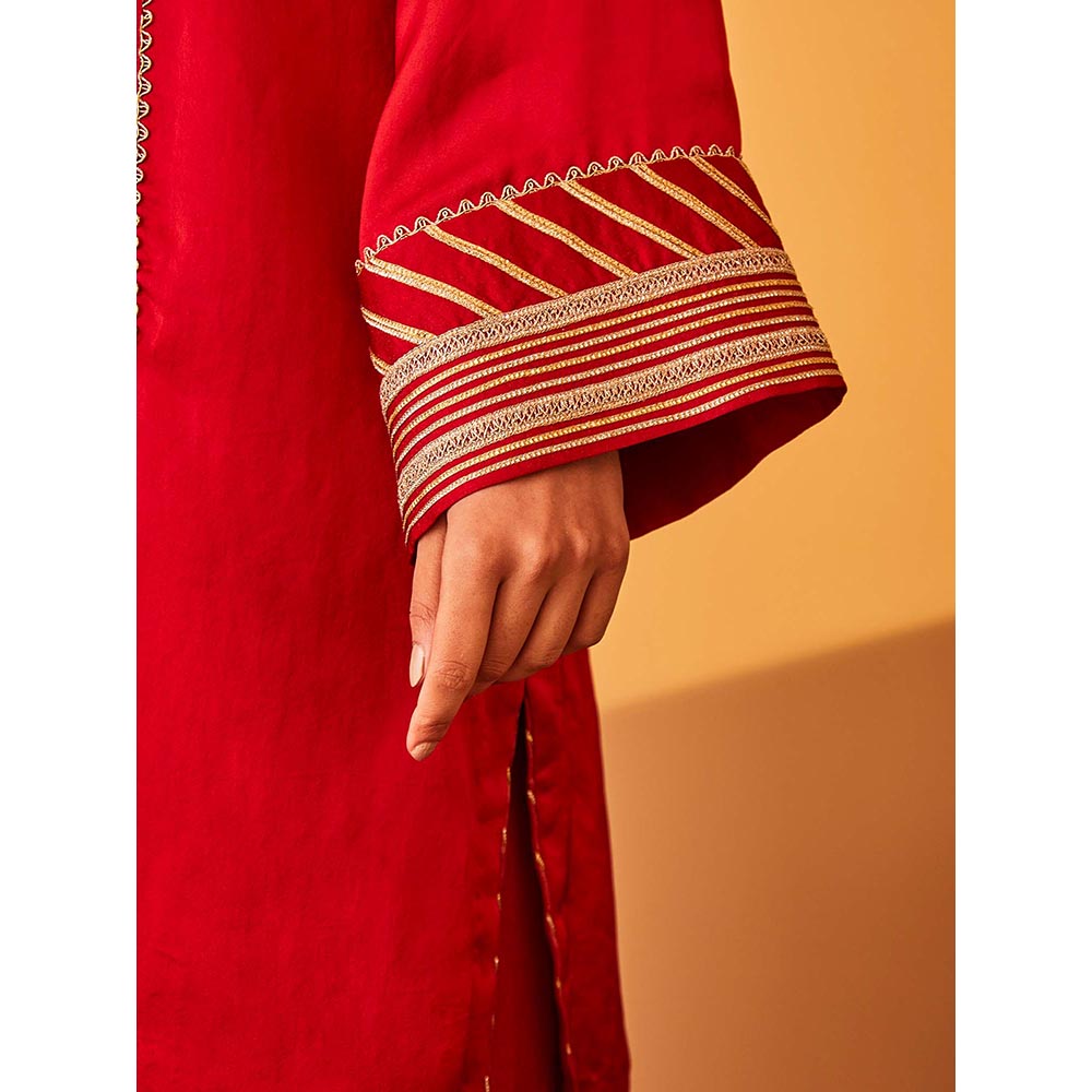 Bo Tree Red Rabata Kurta with Pant and Dupatta (Set of 3)