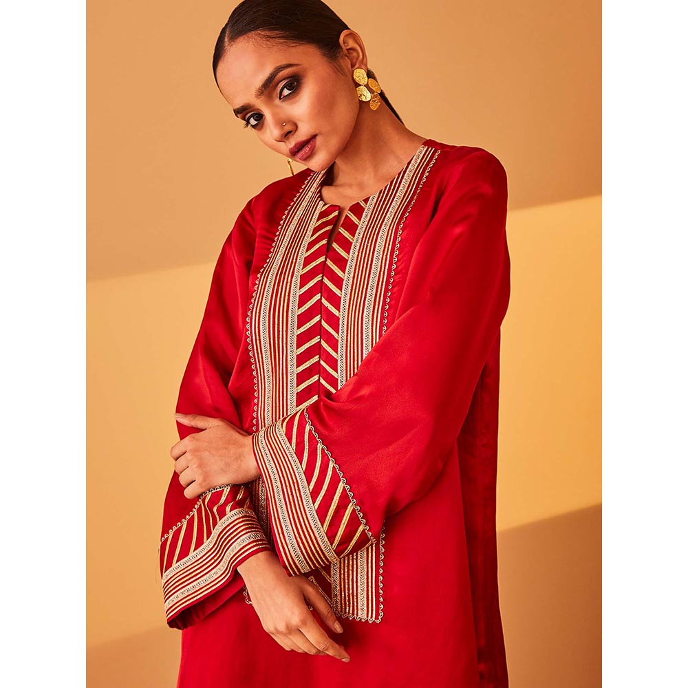 Bo Tree Red Rabata Kurta with Pant and Dupatta (Set of 3)