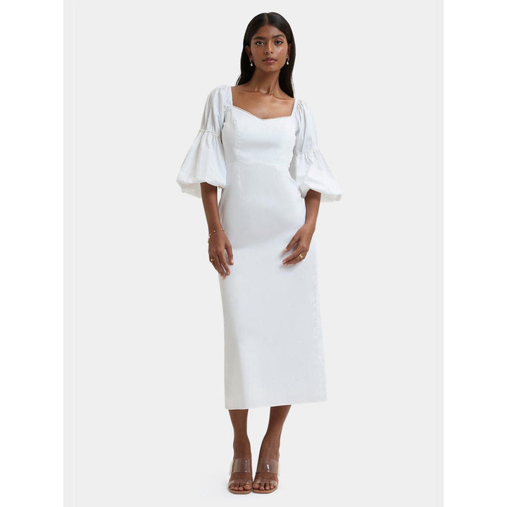 Bouji White Solid/Plain Tulum Balloon Sleeve Midi Dress