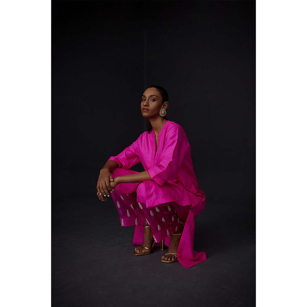 BRIH Hot Pink Embroidered Kurta with Pant (Set of 2)