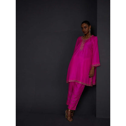 BRIH Hot Pink Embroidered Kurta with Pant (Set of 2)