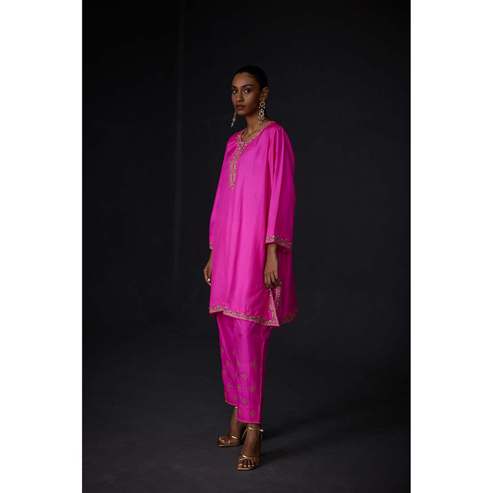 BRIH Hot Pink Embroidered Kurta with Pant (Set of 2)