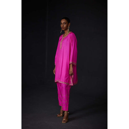 BRIH Hot Pink Embroidered Kurta with Pant (Set of 2)