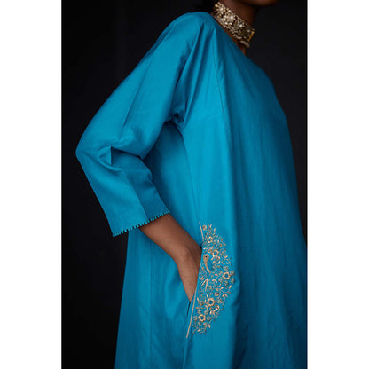 BRIH Turquoise Embroidered Kurta with Pant (Set of 2)