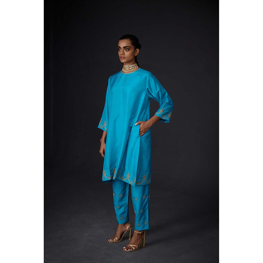 BRIH Turquoise Embroidered Kurta with Pant (Set of 2)
