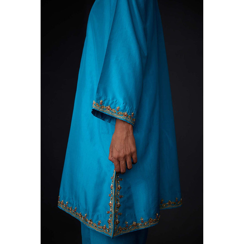 BRIH Turquoise Embroidered Kurta with Pant (Set of 2)