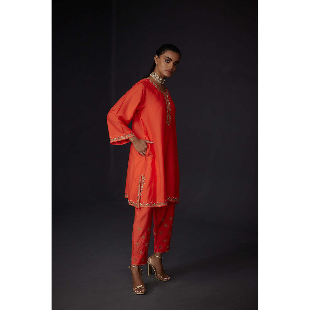 BRIH Scarlet Red Embroidered Kurta with Pant (Set of 2)