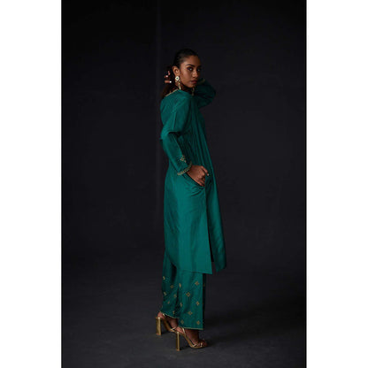 BRIH Evergreen Embroidered Kurta with Pant (Set of 2)