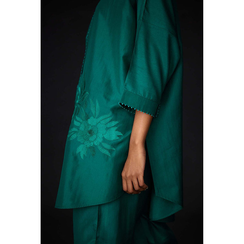 BRIH Evergreen Embroidered Kurta with Pant (Set of 2)