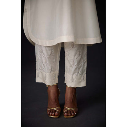 BRIH White Pearl Embroidered Kurta with Pant (Set of 2)