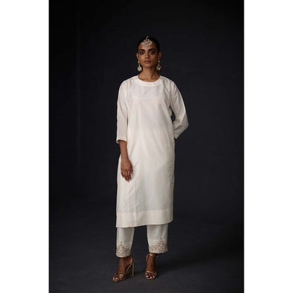 BRIH White Pearl Embroidered Kurta with Pant (Set of 2)