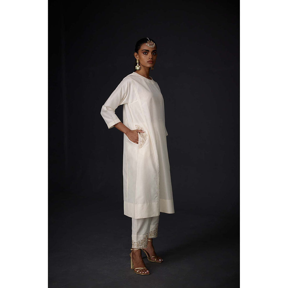 BRIH White Pearl Embroidered Kurta with Pant (Set of 2)