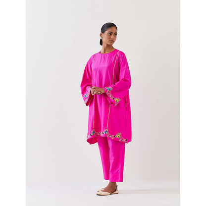 BRIH Pink Embroidered Kurta with Pant (Set of 2)