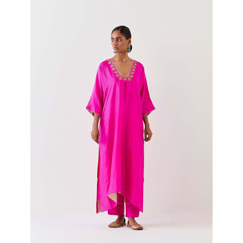 BRIH Pink Embroidered Kurta with Pant (Set of 2)