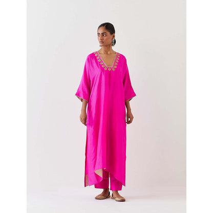 BRIH Pink Embroidered Kurta with Pant (Set of 2)