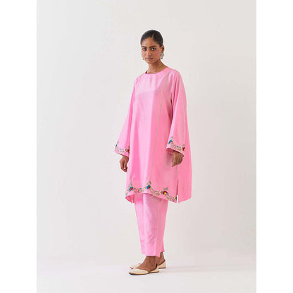 BRIH Pink Embroidered Kurta with Pant (Set of 2)