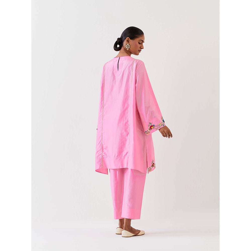 BRIH Pink Embroidered Kurta with Pant (Set of 2)