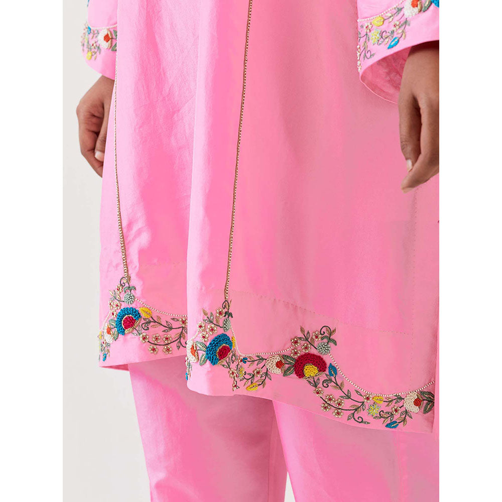BRIH Pink Embroidered Kurta with Pant (Set of 2)