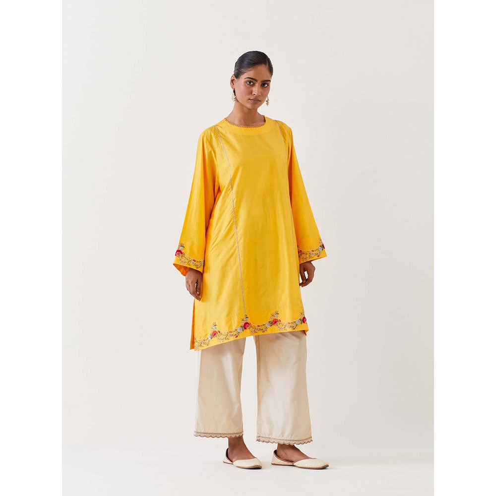 BRIH Mango Yellow Embroidered Kurta with Pant (Set of 2)