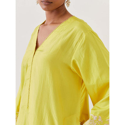 BRIH Lime Green Embroidered Kurta with Pant (Set of 2)