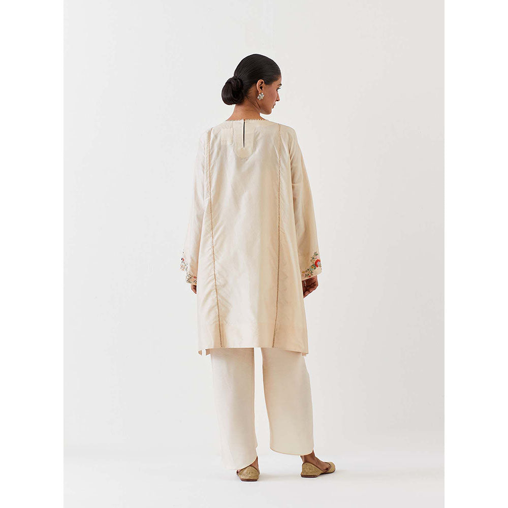 BRIH Off White Embroidered Kurta with Dhoti (Set of 2)