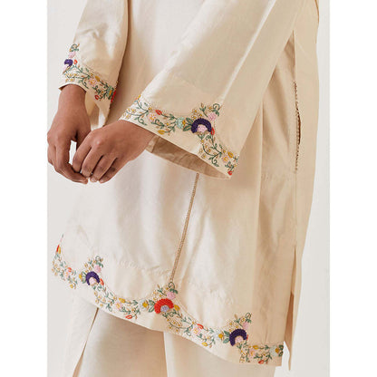 BRIH Off White Embroidered Kurta with Dhoti (Set of 2)