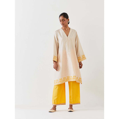 BRIH Off White Embroidered Kurta with Pant (Set of 2)