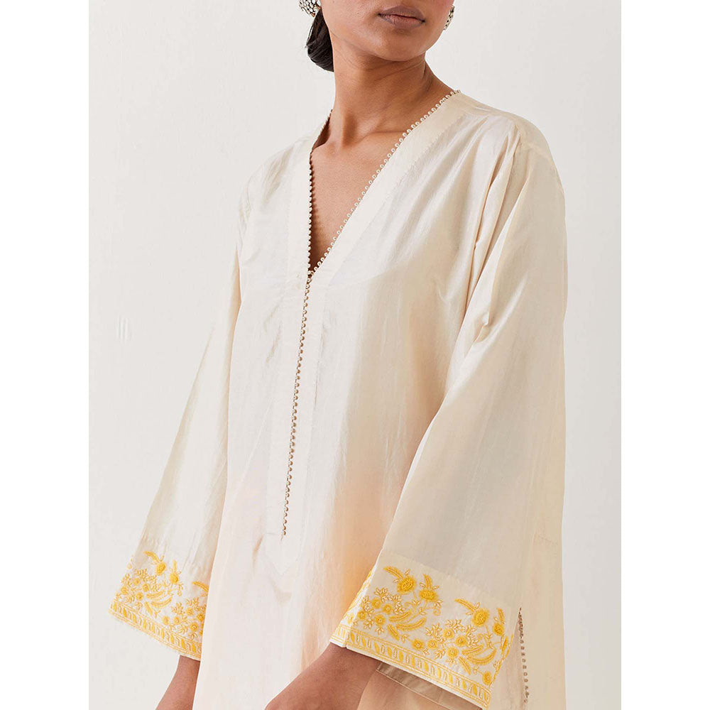 BRIH Off White Embroidered Kurta with Pant (Set of 2)