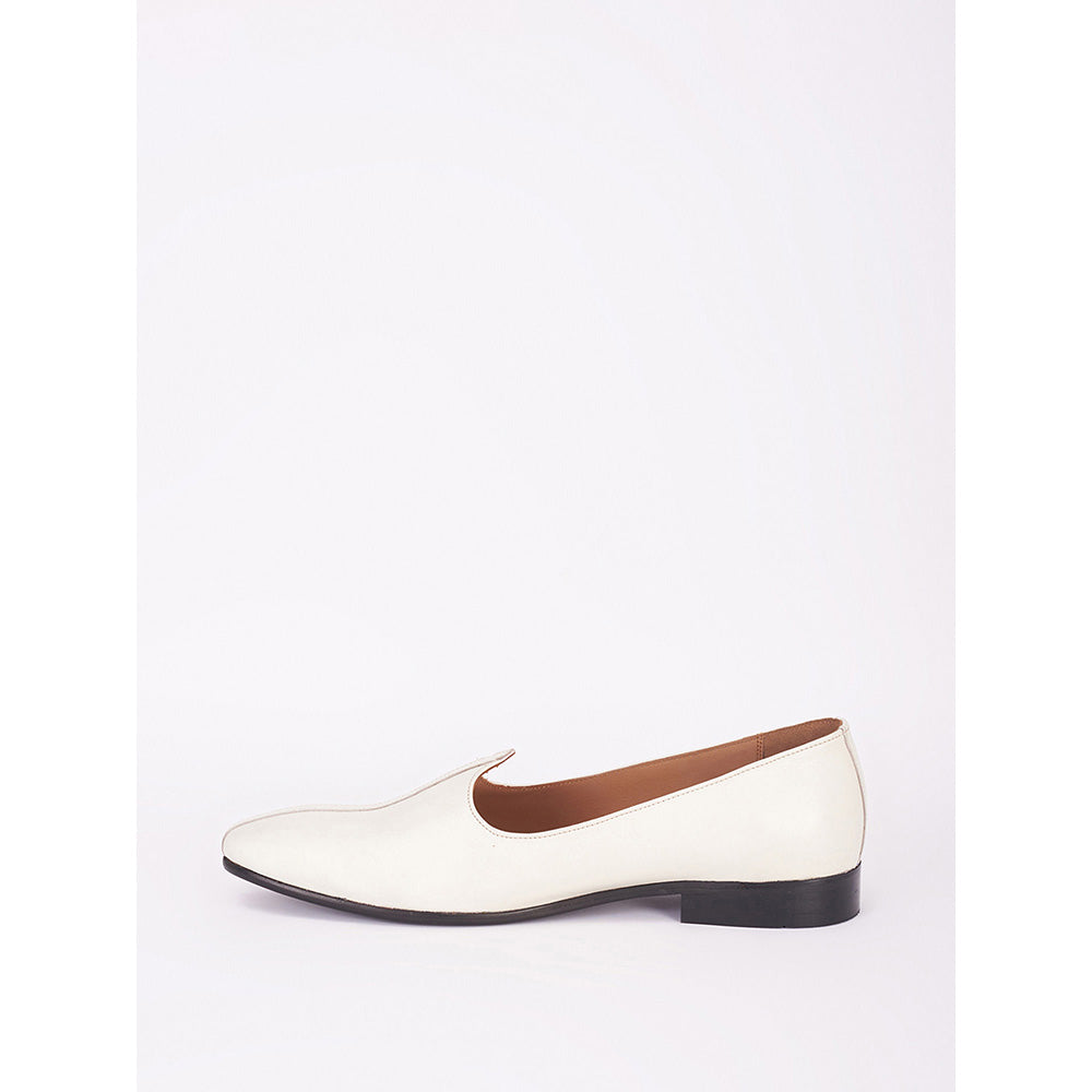 Bubber Couture Off-White Classic Italian Leather Mojaris