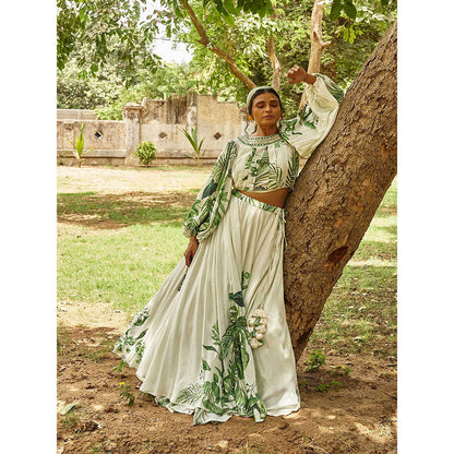 17 : 17 by Simmi Saboo Tropical Print Balloon Bustier with Heavy Skirt (Set of 2)