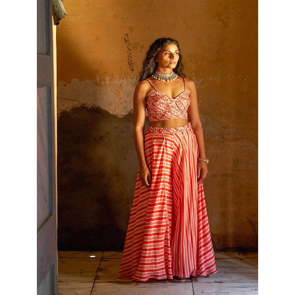 17 : 17 by Simmi Saboo Pink Leheriya Braid Strap Neckline with Gharara (Set of 2)