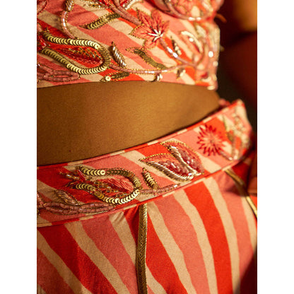 17 : 17 by Simmi Saboo Pink Leheriya Braid Strap Neckline with Gharara (Set of 2)