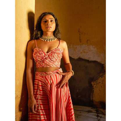 17 : 17 by Simmi Saboo Pink Leheriya Braid Strap Neckline with Gharara (Set of 2)