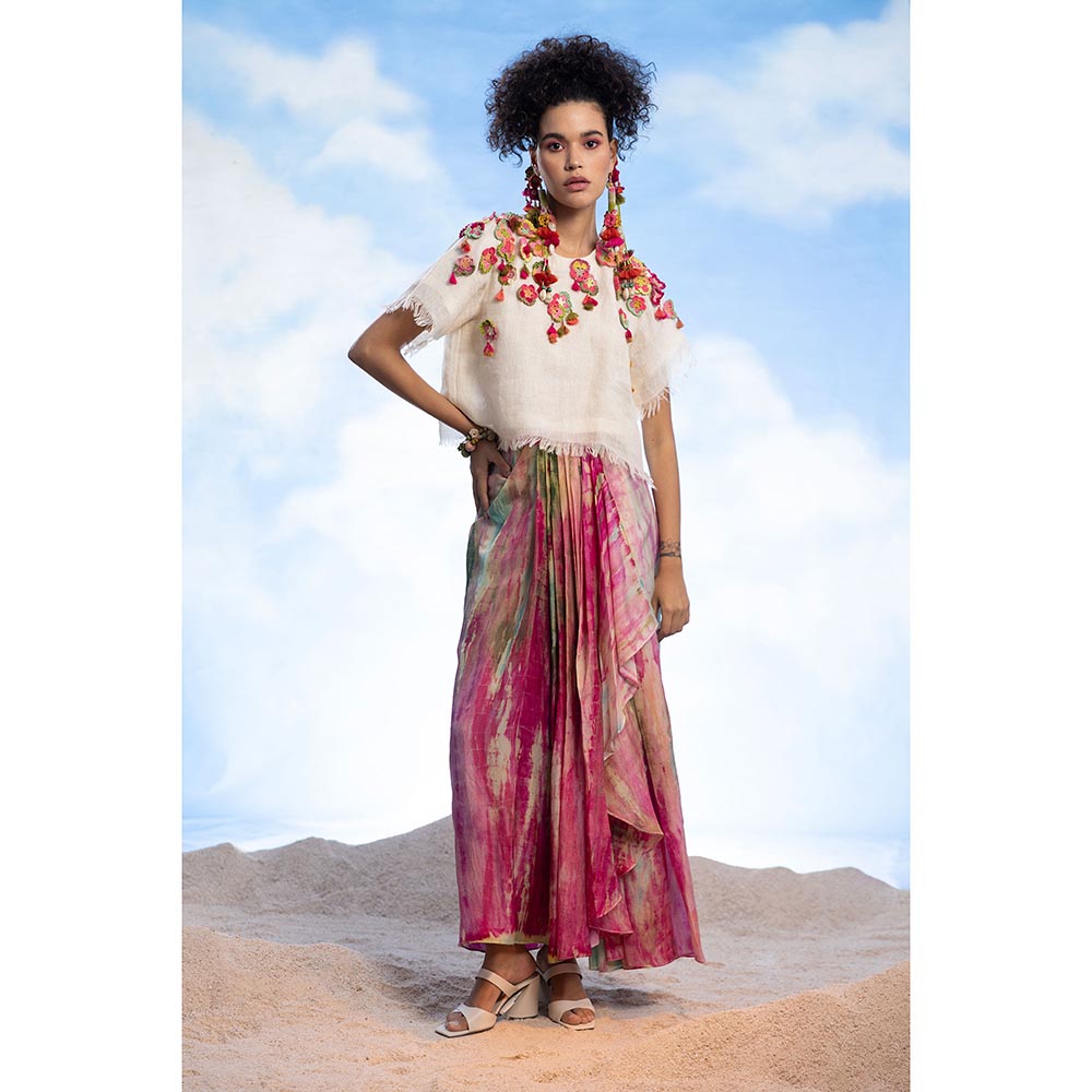 CAPISVIRLEO Floral Crochet Top