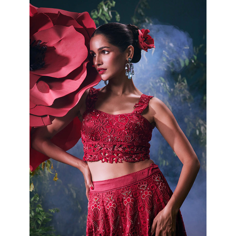 CHANDRIMA Red Chanderi Floral Sleeveless Sweetheart Bead Work Crop Top
