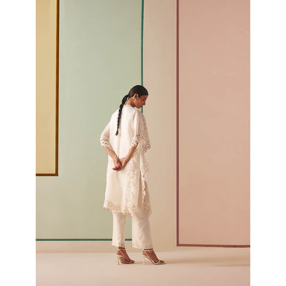 CHANDRIMA Ivory Organza Floral Flared Sleeves Round Neck Bead Work Kaftan