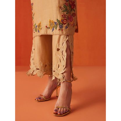 CHANDRIMA Beige Chanderi Floral Embroidered Kurta with Pant (Set of 2)